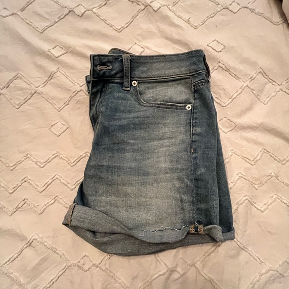 American Eagle Shorts - Picture 3 of 4